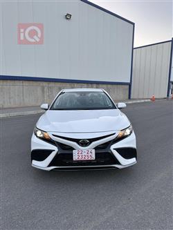 تۆیۆتا کامری